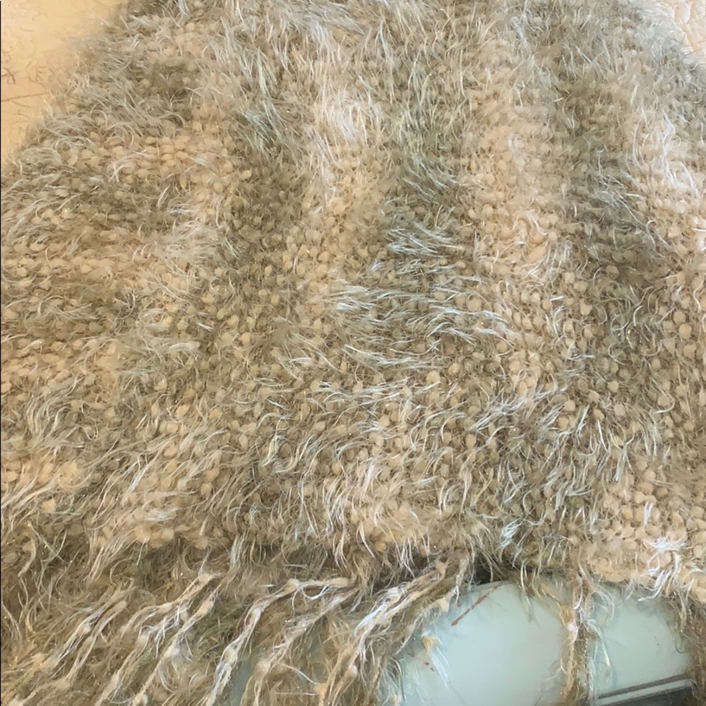 Knitted cowl